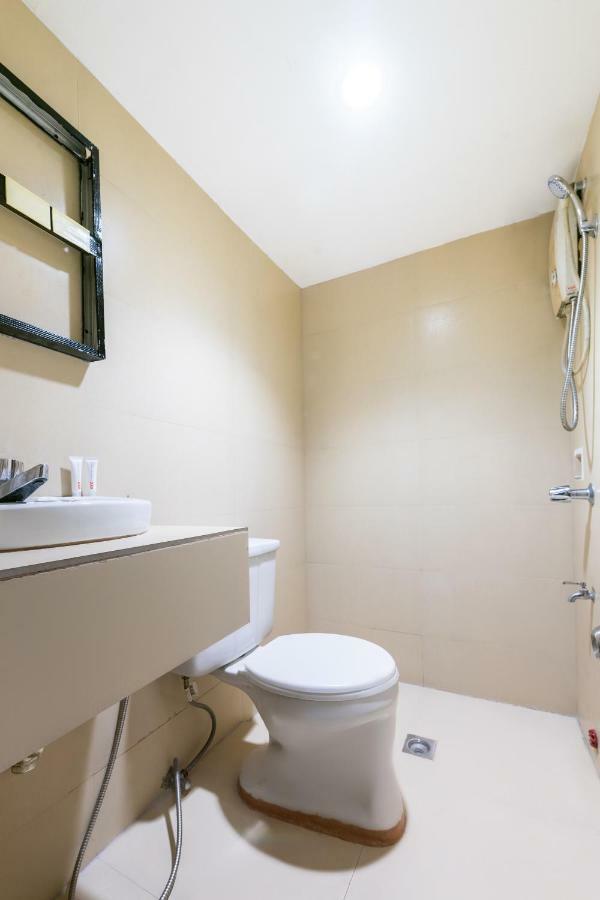 Oyo 191 Paradise Apartelle 호텔 마닐라 외부 사진