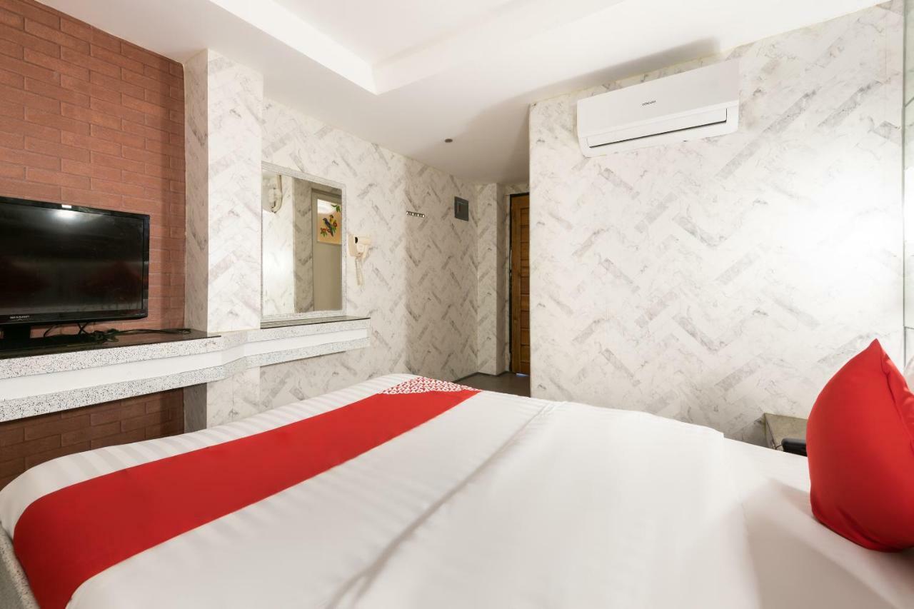 Oyo 191 Paradise Apartelle 호텔 마닐라 외부 사진